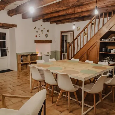 Дом отдыха Coeur2quartz Perigord House Saint-Paul-la-Roche